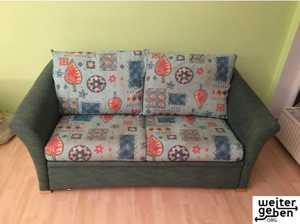 gespendet wird ein Sofa + Sessel
