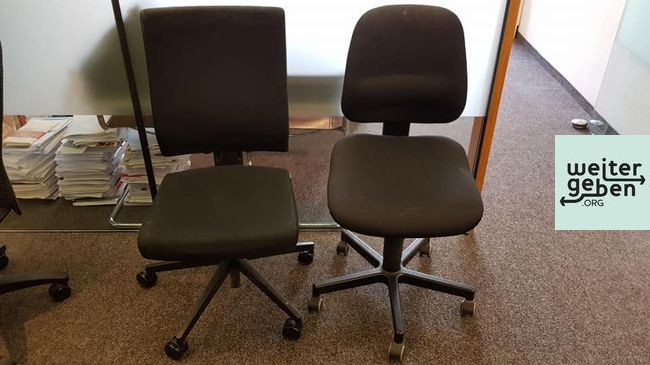 in München werden zwei Bürostühle gespendet