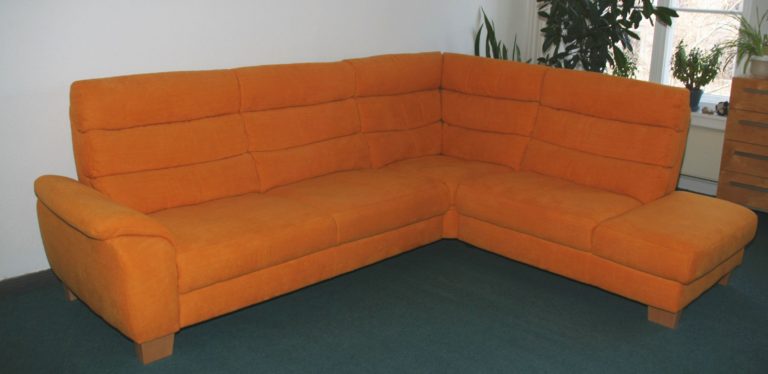 orangenes Sofa in Pankow – A190150