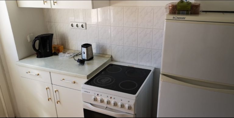 Küchenzeile inkl. Elektrogeräte in Treptow-Köpenick – A190154