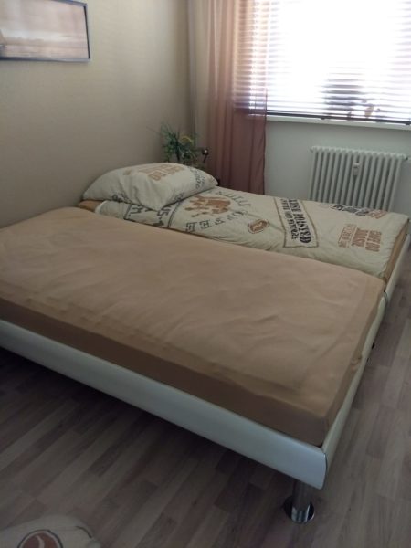 Bett und Matratze Maße: 105x35x203 in Zehlendorf