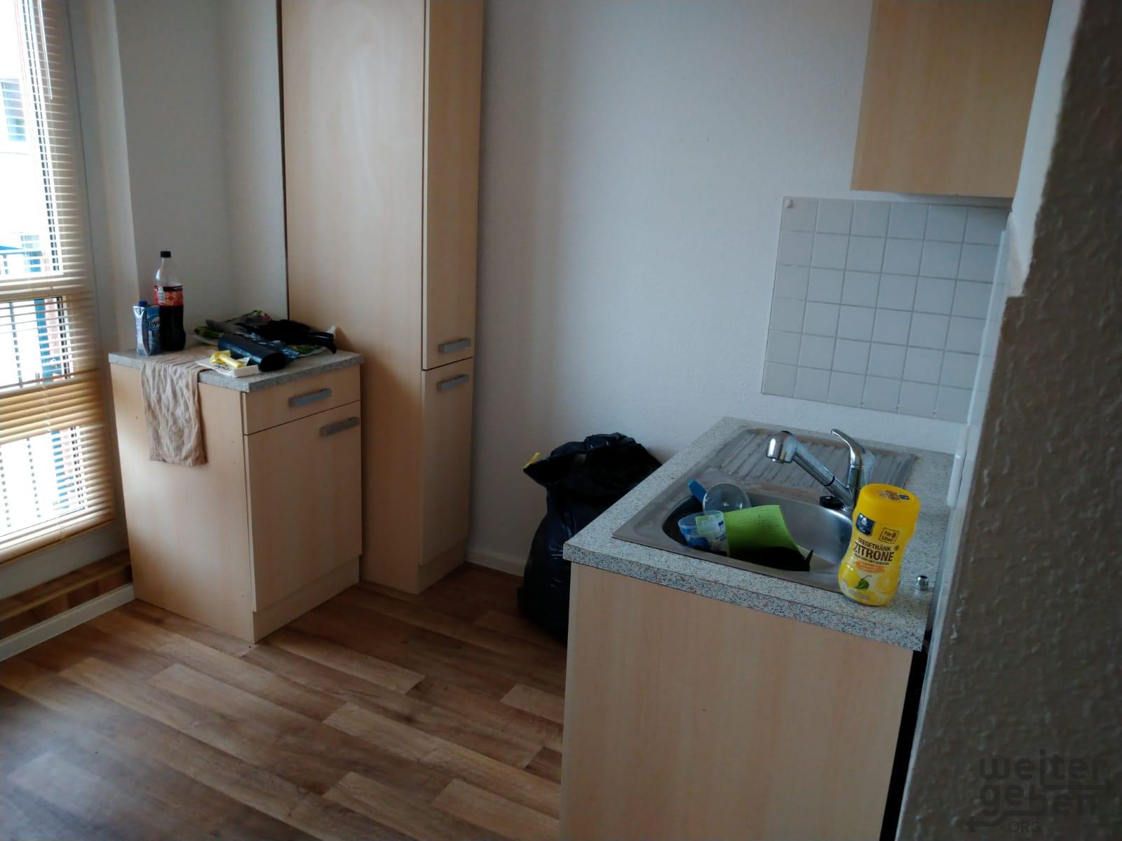 Küchenschränke mit Spüle - Spende für Wohnung in Berlin