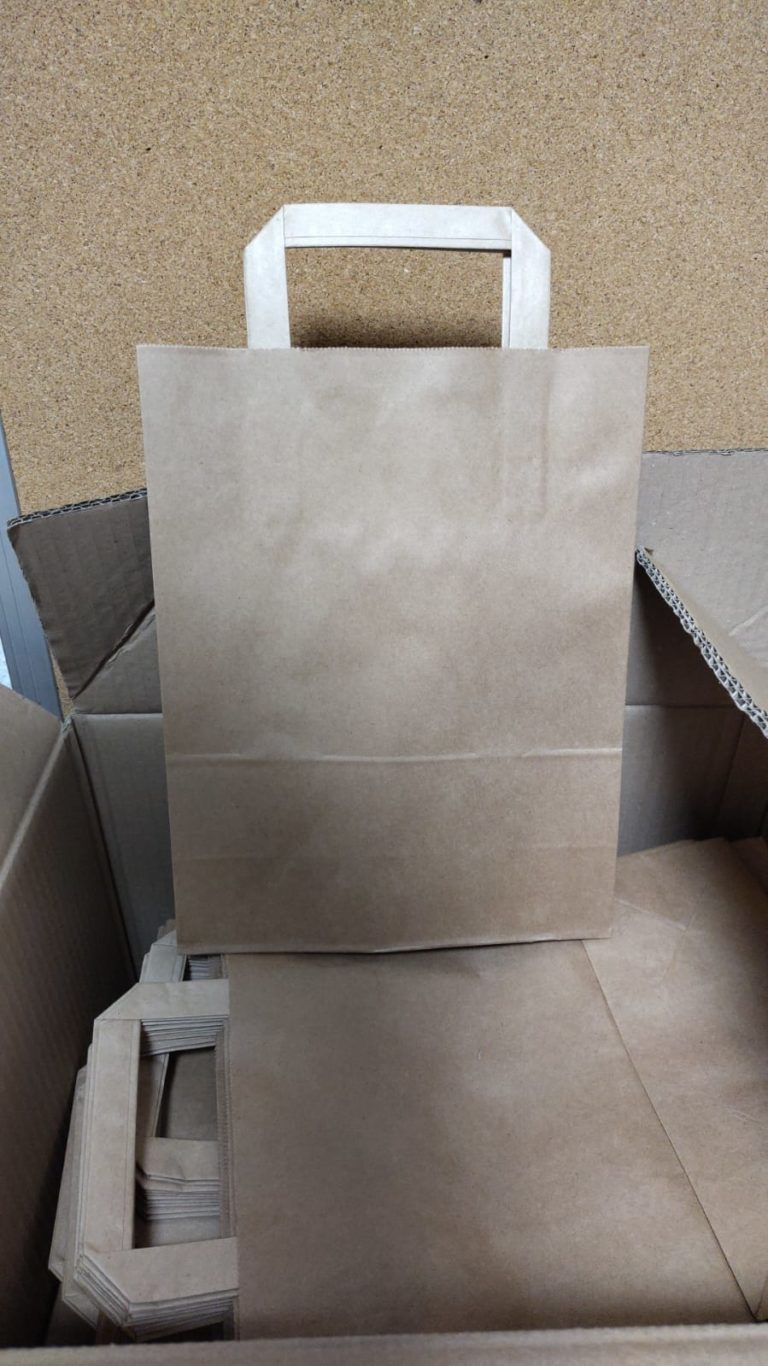 Papiertaschen – Spende in Hof