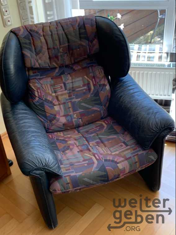 2 Sessel ein 2-Sitzer-Sofa – Spende in Schweinfurt