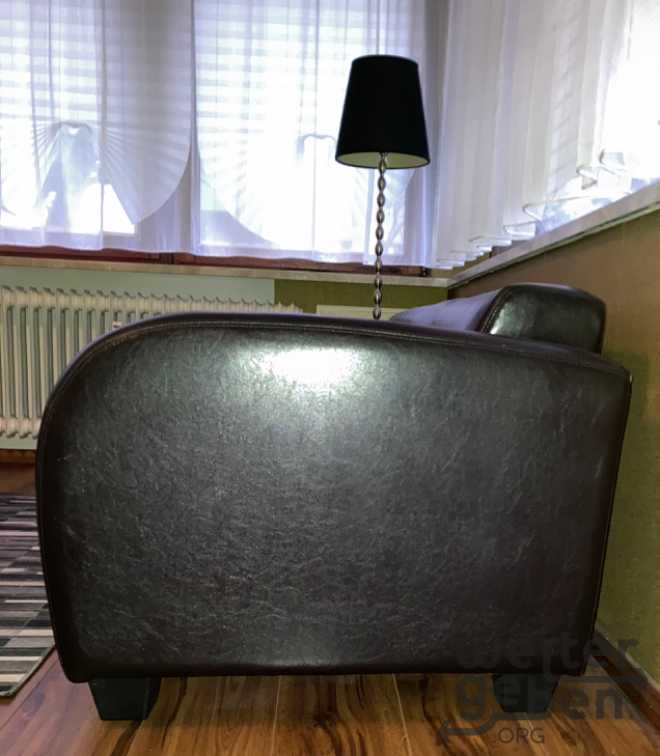 3er-Sitz-Couch in Menckenstr 23