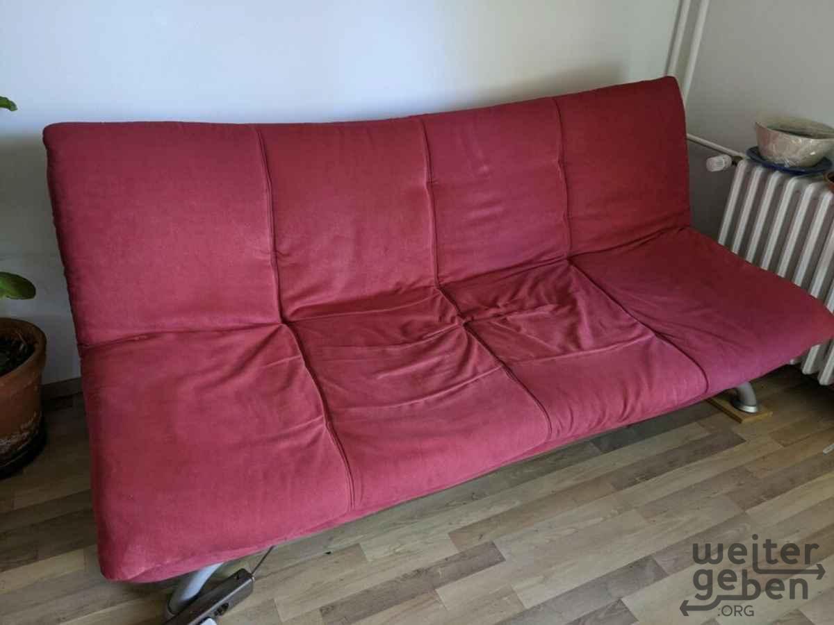 Aufklapp-Couch – Spende in Berlin