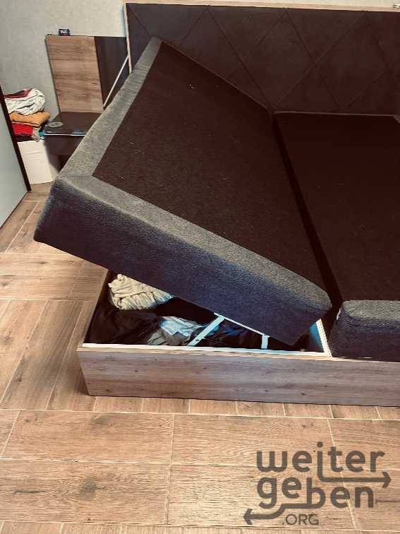 Boxspringbett in Brühl