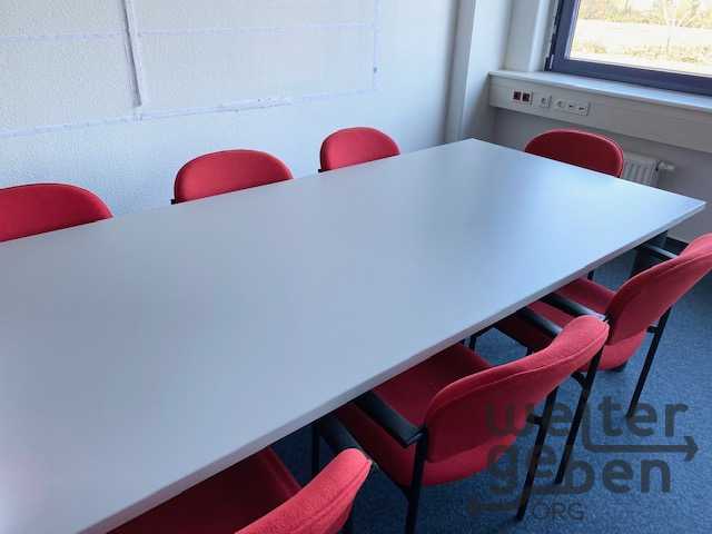 Konferenztisch mit 8 -stühlen in Ratingen