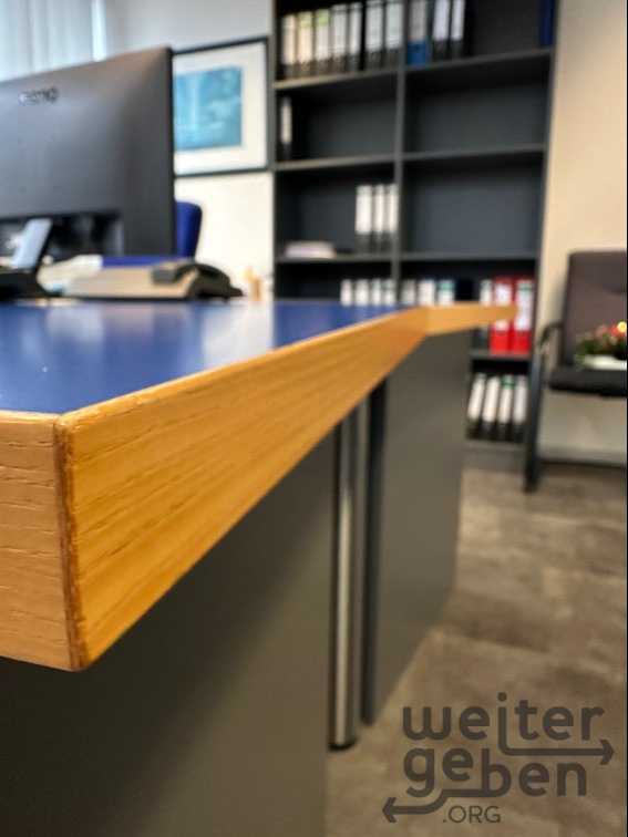 Bürotische – Spende in Heinsberg