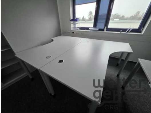 Bürotische – Spende in Lübeck