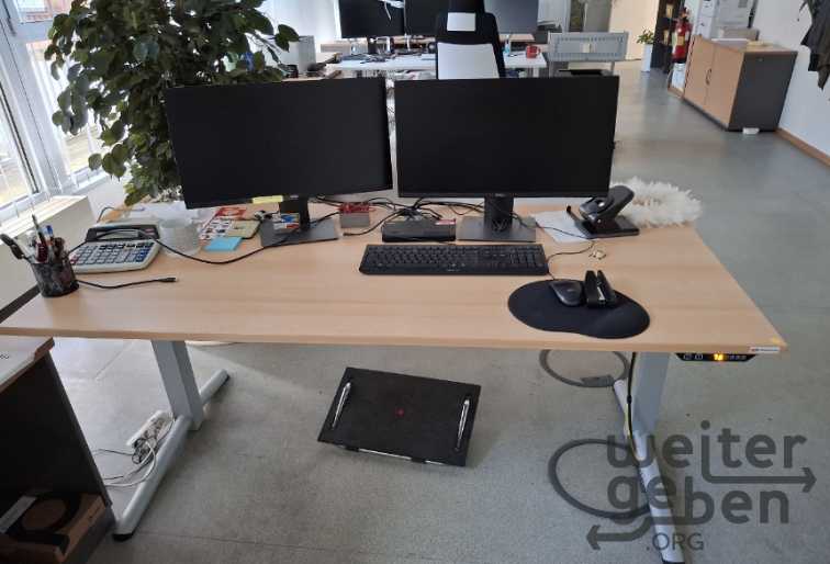 Bürotische höhenverstellbar in Frankfurt/ am Main