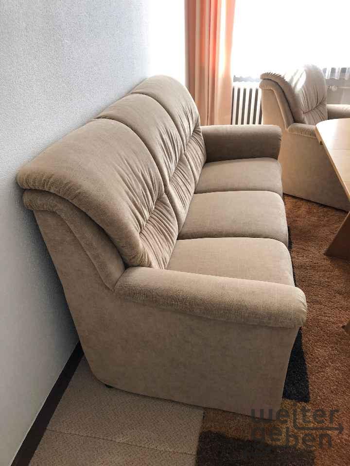 Couch, 2 Sessel, 1 Hocker in Berlin