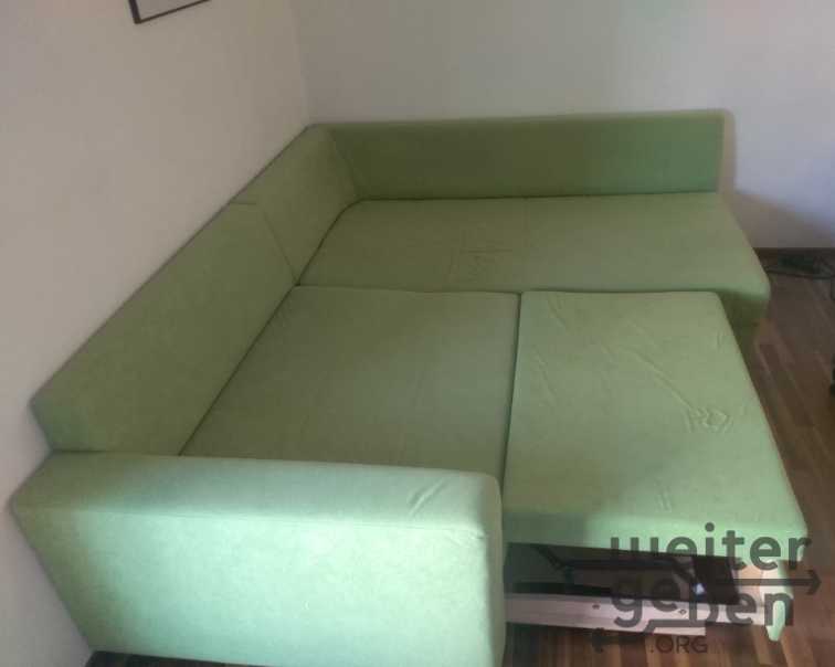 grüne Couch in Salzburg
