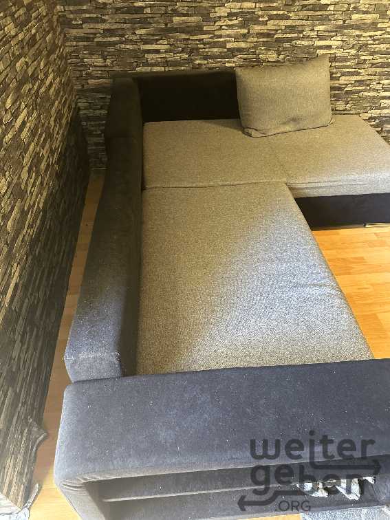 Couch mit Schlaffunktion – Spende in Idstein. Wörsdorf