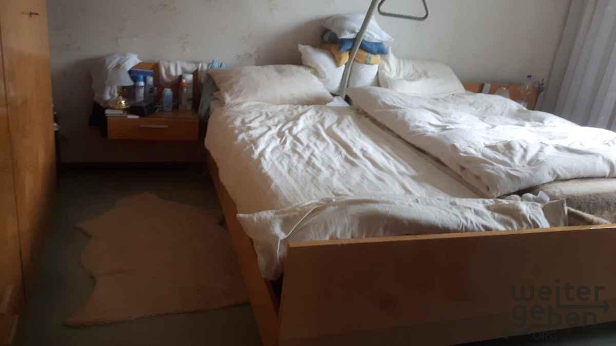 gebrauchtes Doppelbett – Spende in Berlin