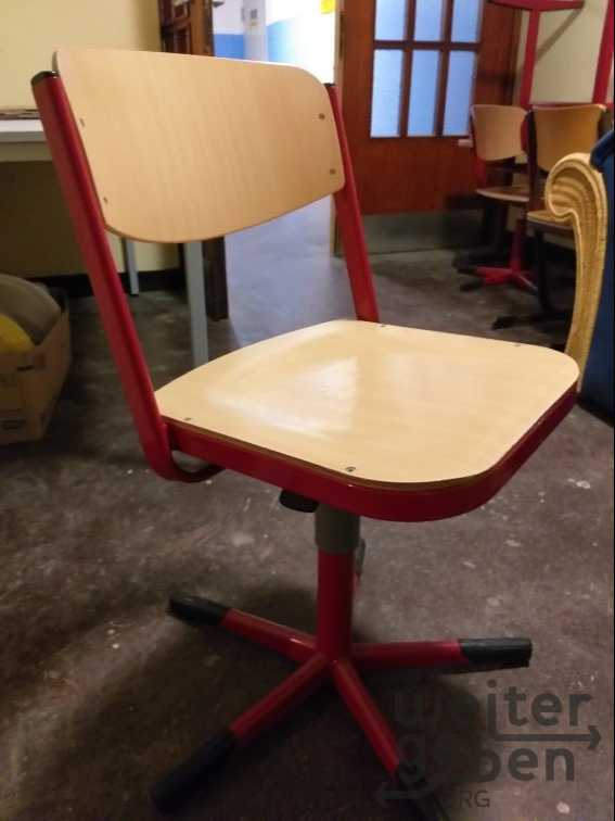 Drehstühle 1. bis 4. Klasse in Witten
