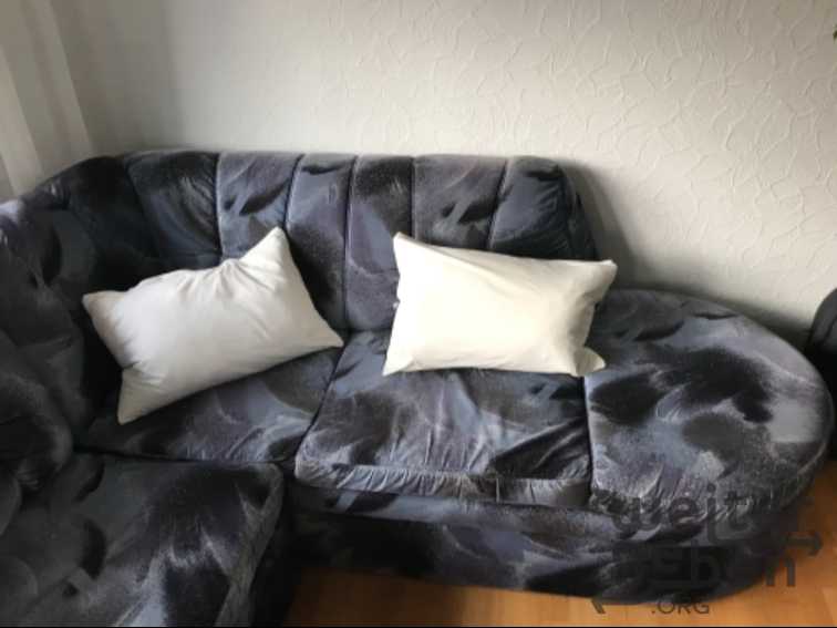 Eck-Couch  – Spende in Köngen