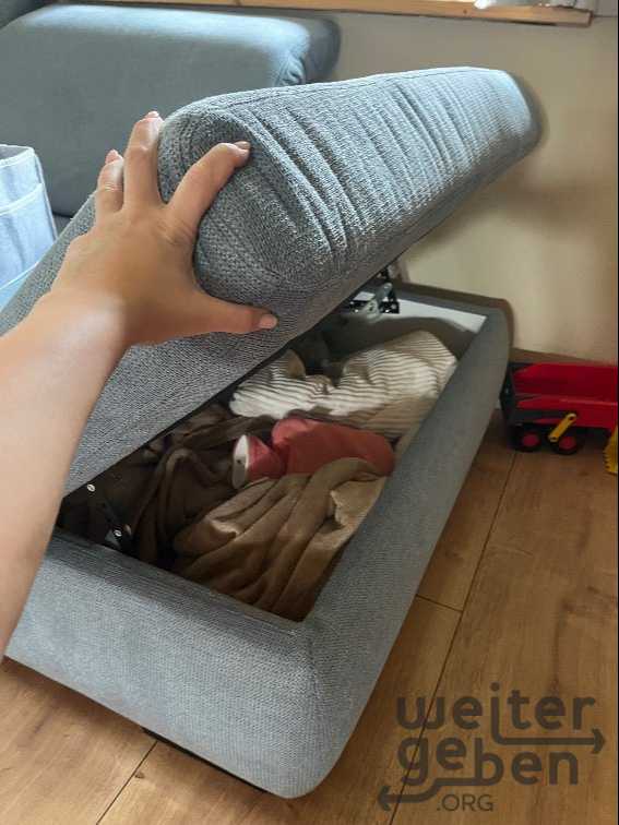 Ecksofa – Spende in Reeßum