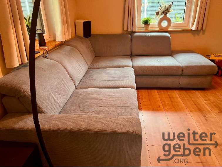 Ecksofa in Reeßum