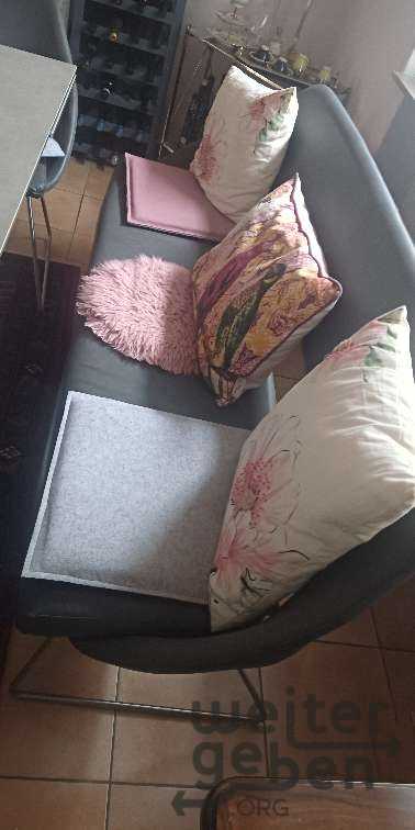 Esstisch mit Stühlen und Bank – Spende in Hessen -Wöllstadt