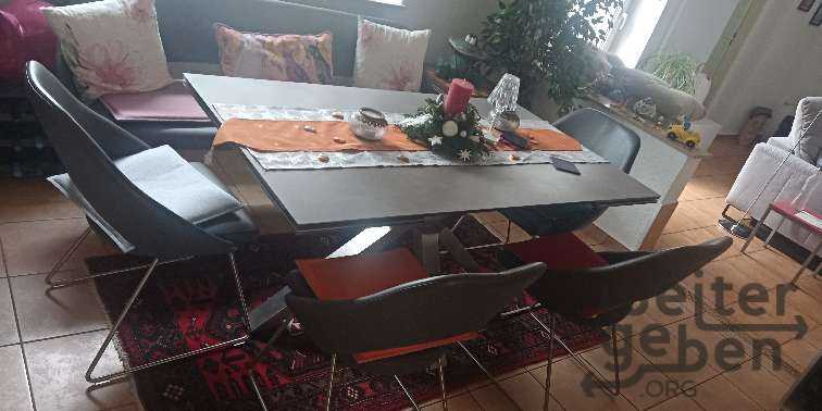 Esstisch mit Stühlen und Bank in Hessen -Wöllstadt