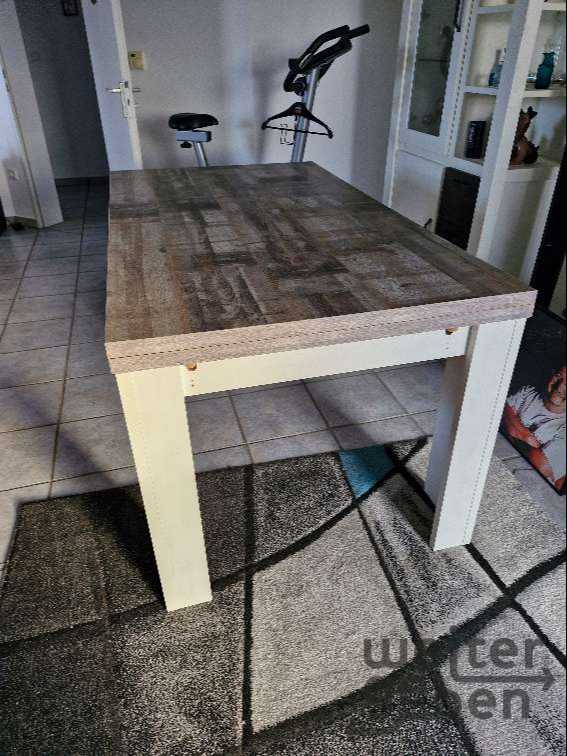 Esszimmertisch ausziehbar in Bergheim