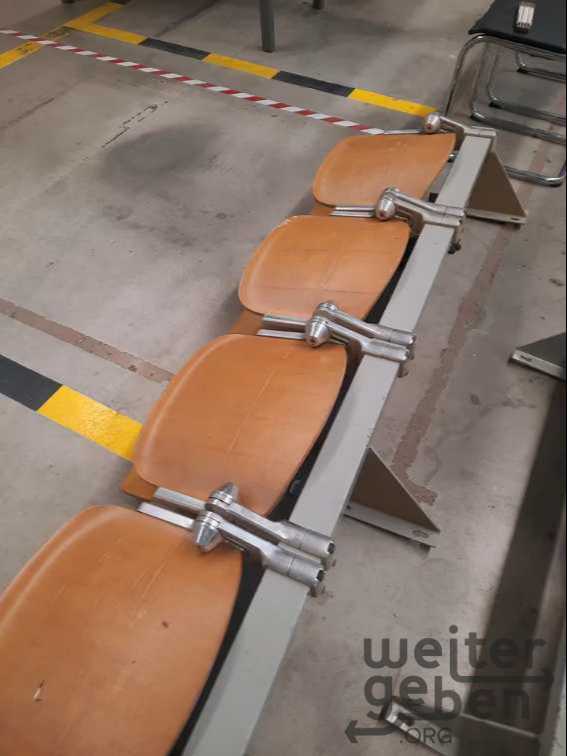 Flughafensitze 3er+4er Klappsitze – Spende in Stuttgart