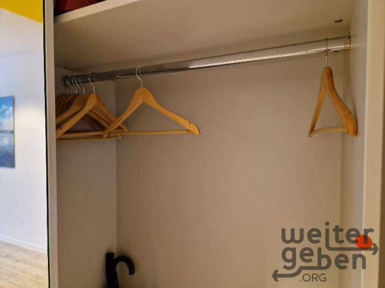 Gaderobenschrank in Hamburg