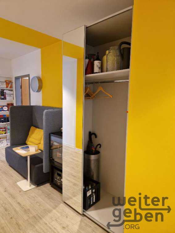 Gaderobenschrank in Hamburg