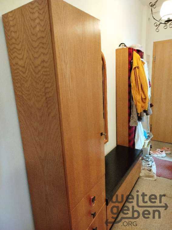 Garderobe – Spende in Cottbus