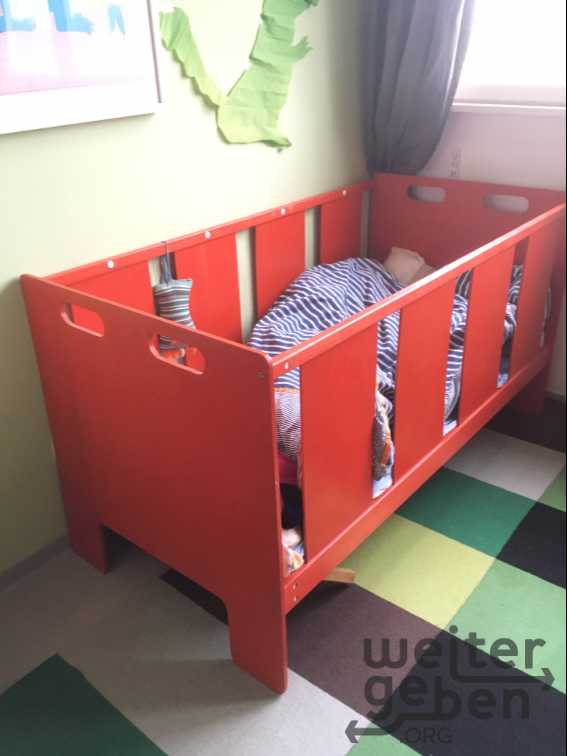 Kinderbett Gitterbett – Spende in Berlin
