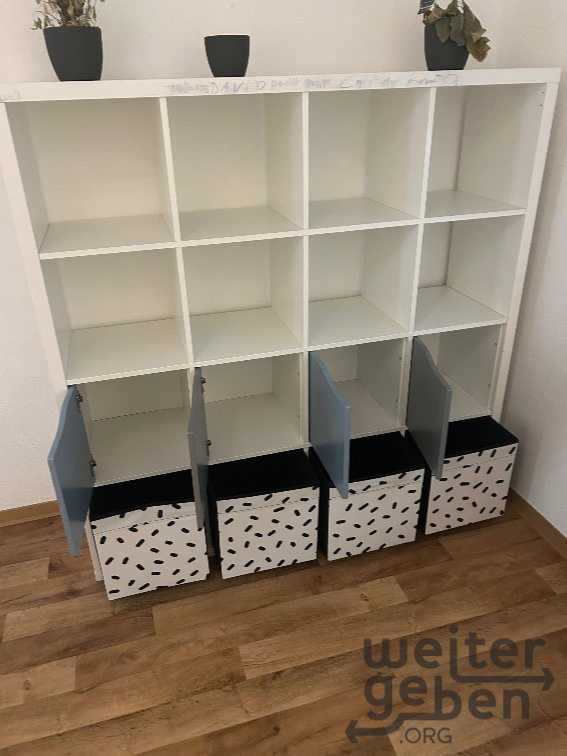 IKEA KALLAX Regal 4x4 in Langenhagen