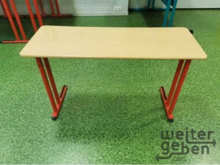 Mittelstufe Tische – Spende in Hüttenberg-Rechtenbach