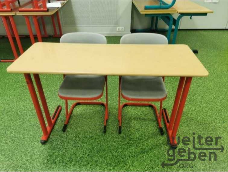 Mittelstufe Tische in Hüttenberg-Rechtenbach