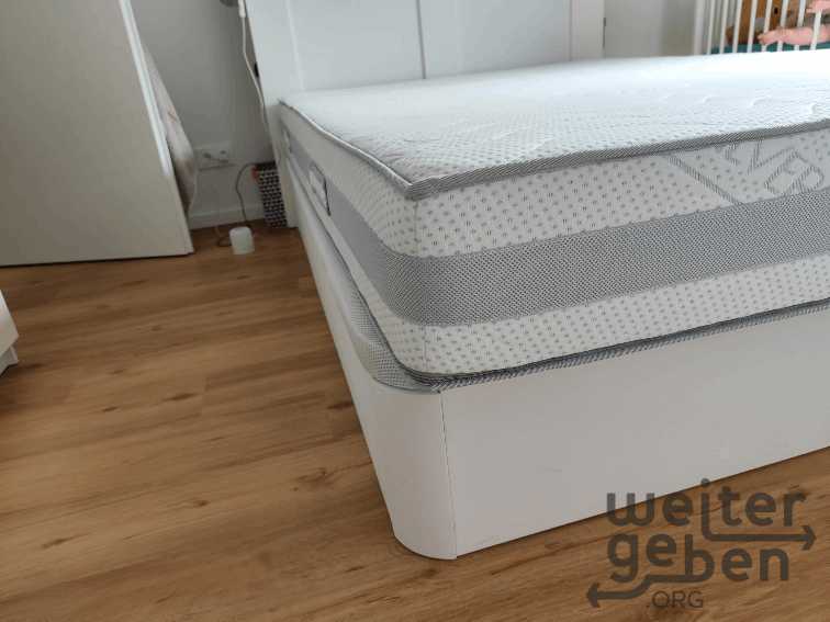 Neue Matratze in Berlin