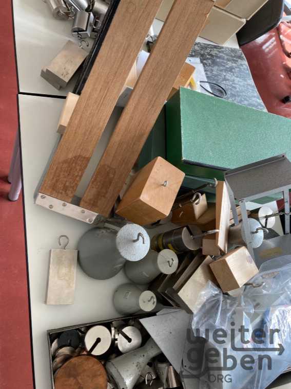Physik-Geräte & -material  in Hamburg