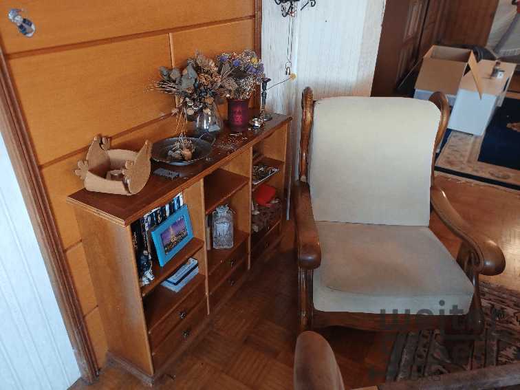 Schrank  in Steinebach/Sieg