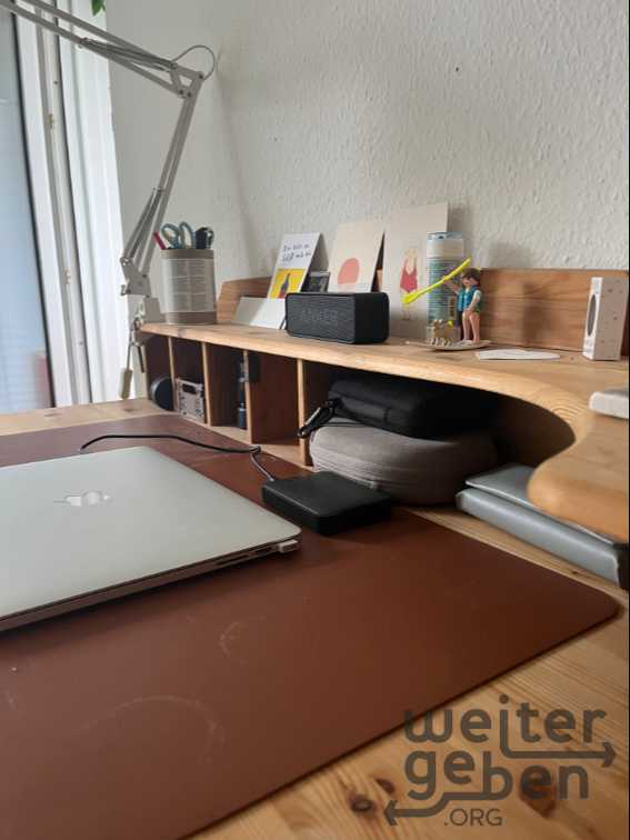 Schreibtisch – Holztisch – Spende in Münster