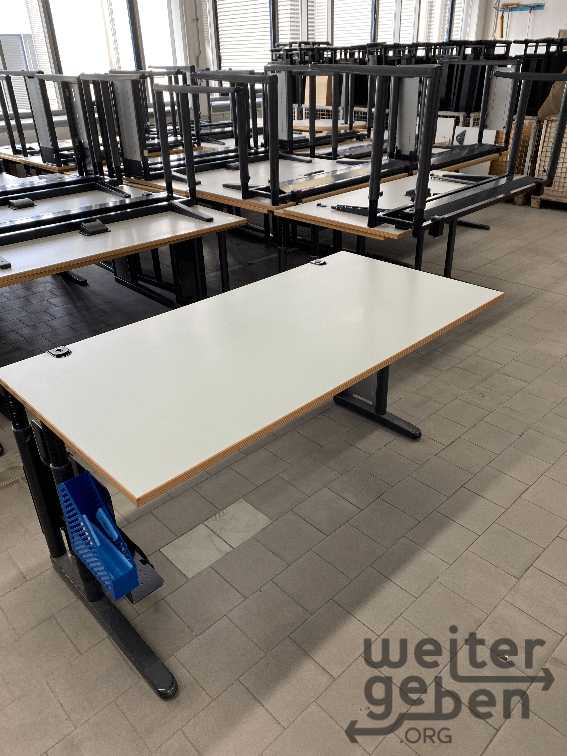 Schreibtische – Spende in Filderstadt