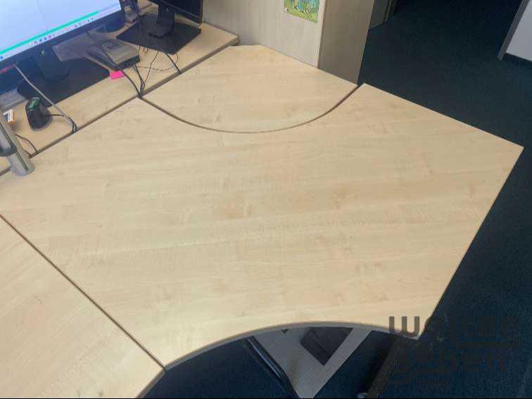 Schreibtisch in München