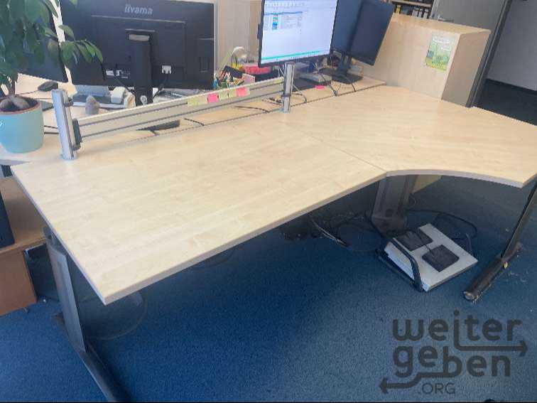 Schreibtisch in München