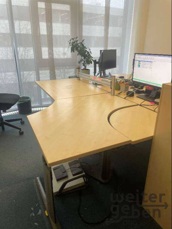 Schreibtisch in München