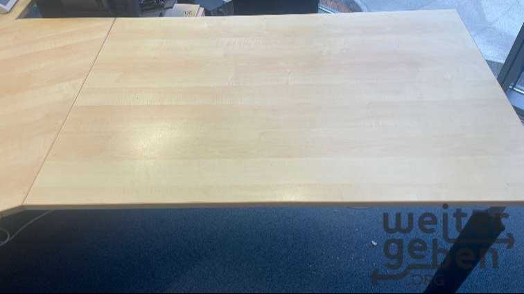 Schreibtisch in München