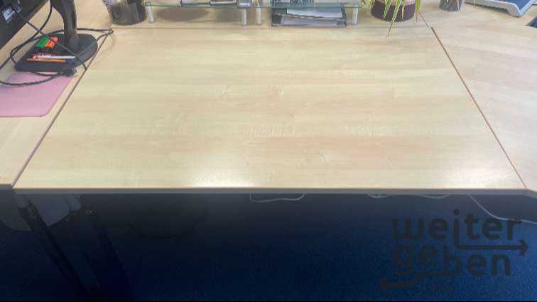 Schreibtisch in München