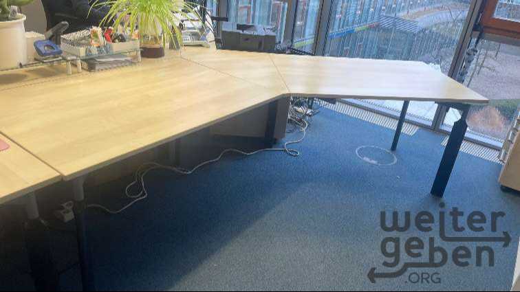 Schreibtisch in München