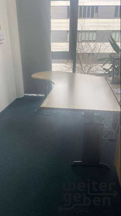 Schreibtisch in München
