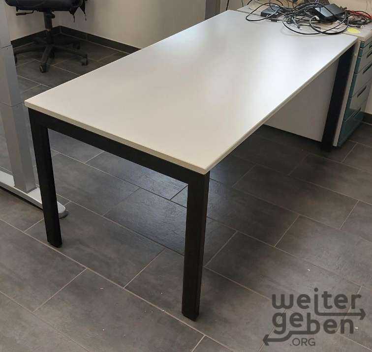 Schreibtisch in Mülheim-Kärlich