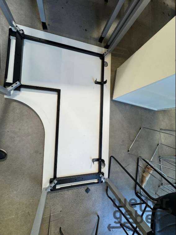 verschiedene Schreibtische – Spende in Hilter am Teutoburger Wald