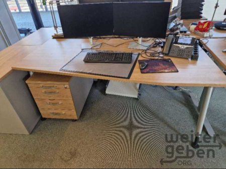 Schreibtische – Spende in Hamburg