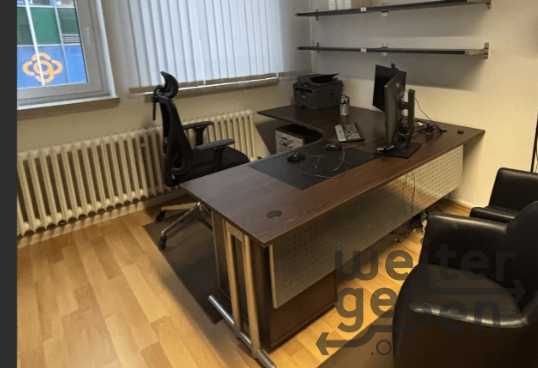 Schreibtische – Spende in Kassel